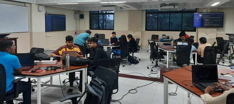 Blockchain Lab Session in Collaborative Classroom
